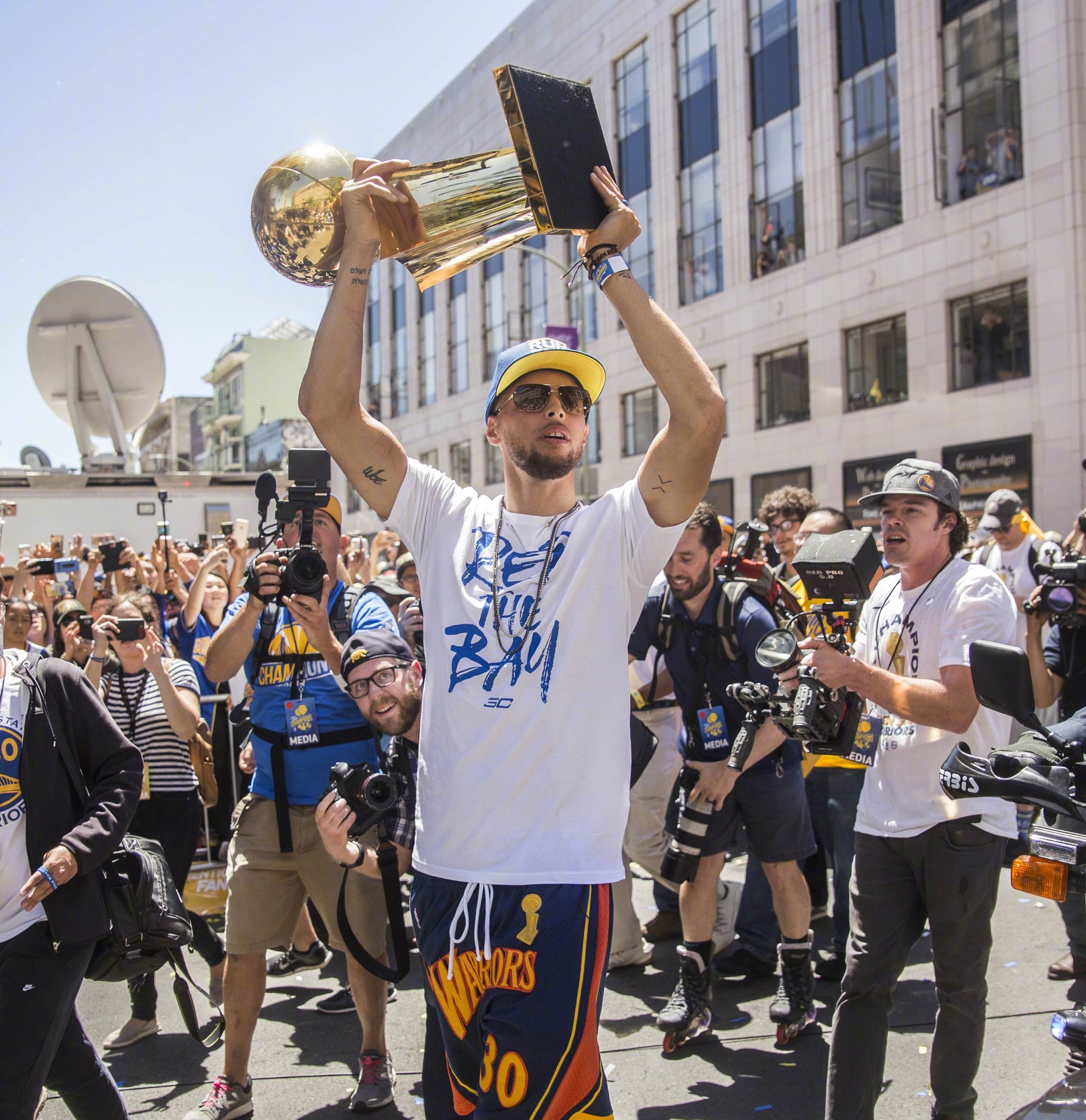 这些措施包 这些措施包