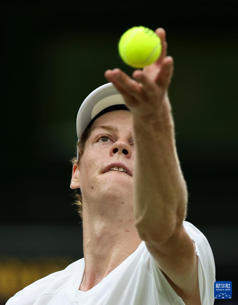 背景不同 背景不同